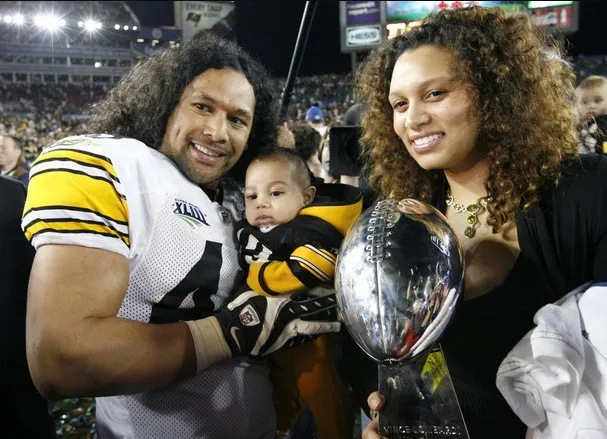 Troy Polamalu Wife